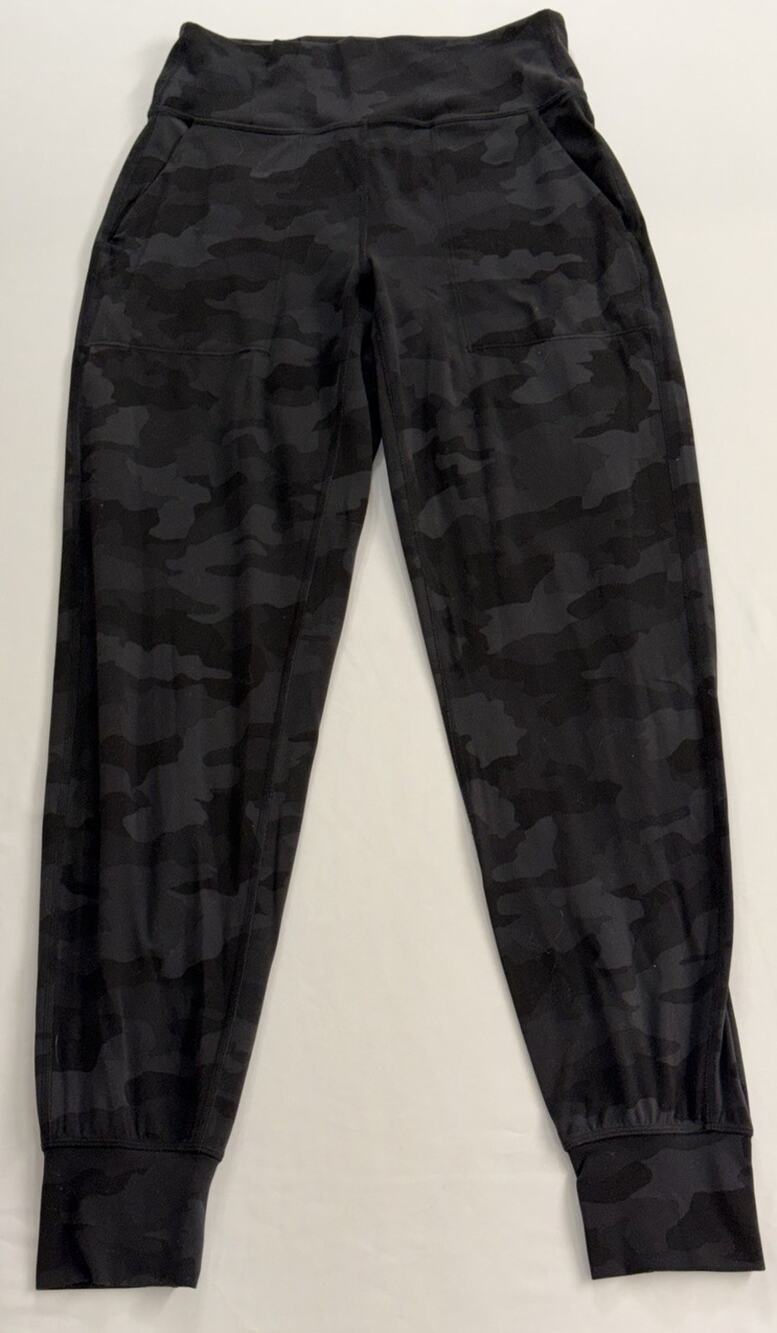 Lululemon Women's Black Camo Align Jogger Size 6 High Rise EUC